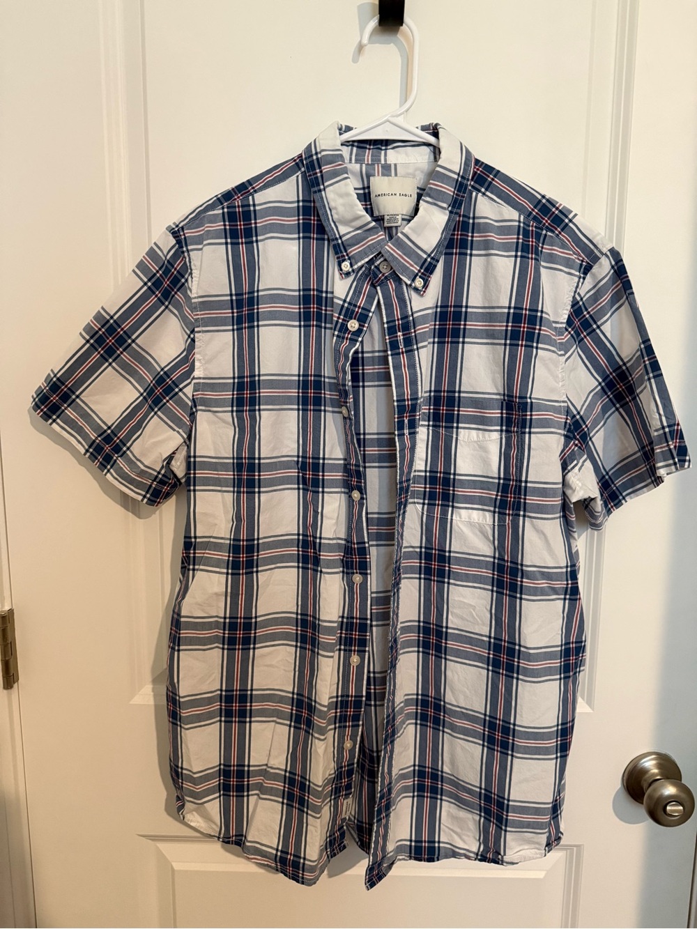American Eagle Outfitters Men’s Short Sleeve Plaid Shirt - White & Navy
